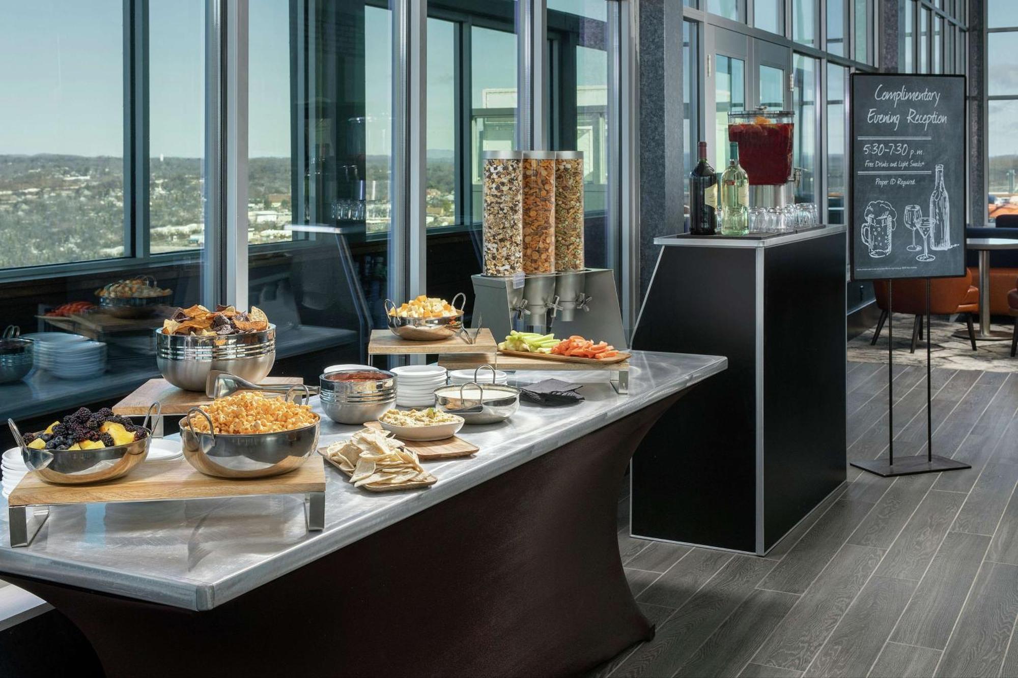 Embassy By Hilton Downtown 4* Knoxville