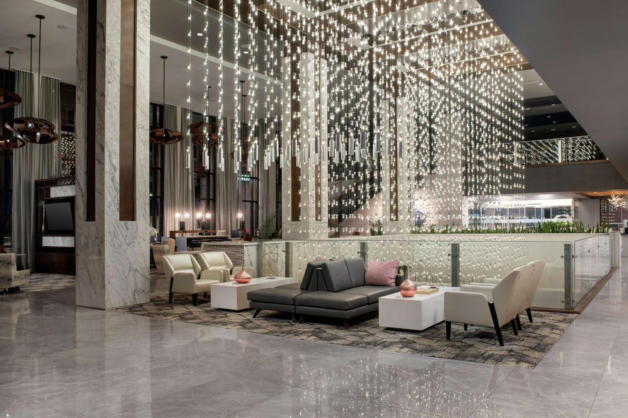 Embassy By Hilton Downtown Knoxville
